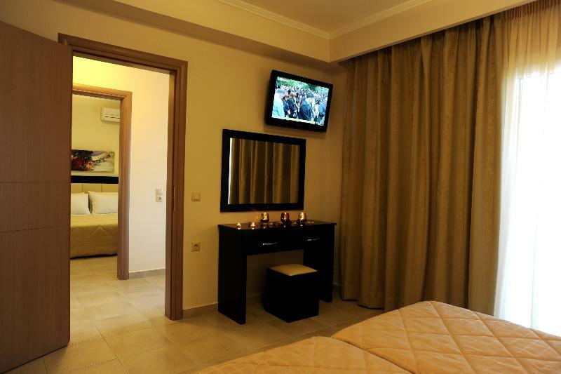 Plános Mamfredas Luxury Resort מראה חיצוני תמונה