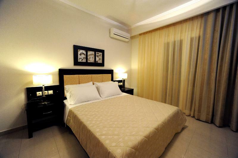 Plános Mamfredas Luxury Resort מראה חיצוני תמונה